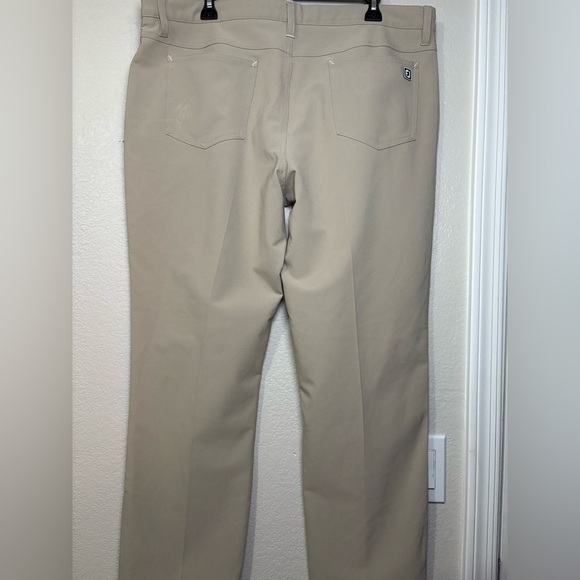 Bundle/2 Men’s FootJoy Golf Slacks. 1 Navy and 1 Tan. Size 38/30. Athletic Fit. - Picture 16 of 16